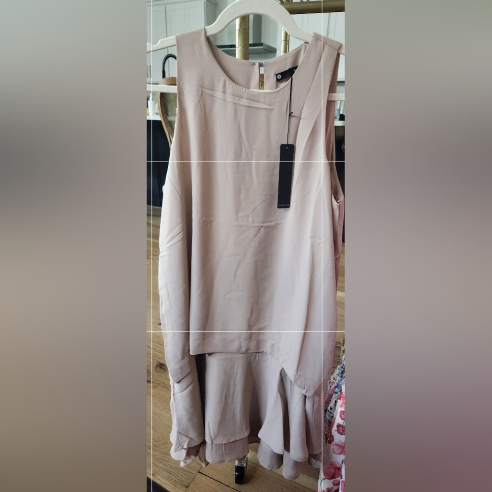 Krisa Sleeveless Sheath Dress Fit & Flair